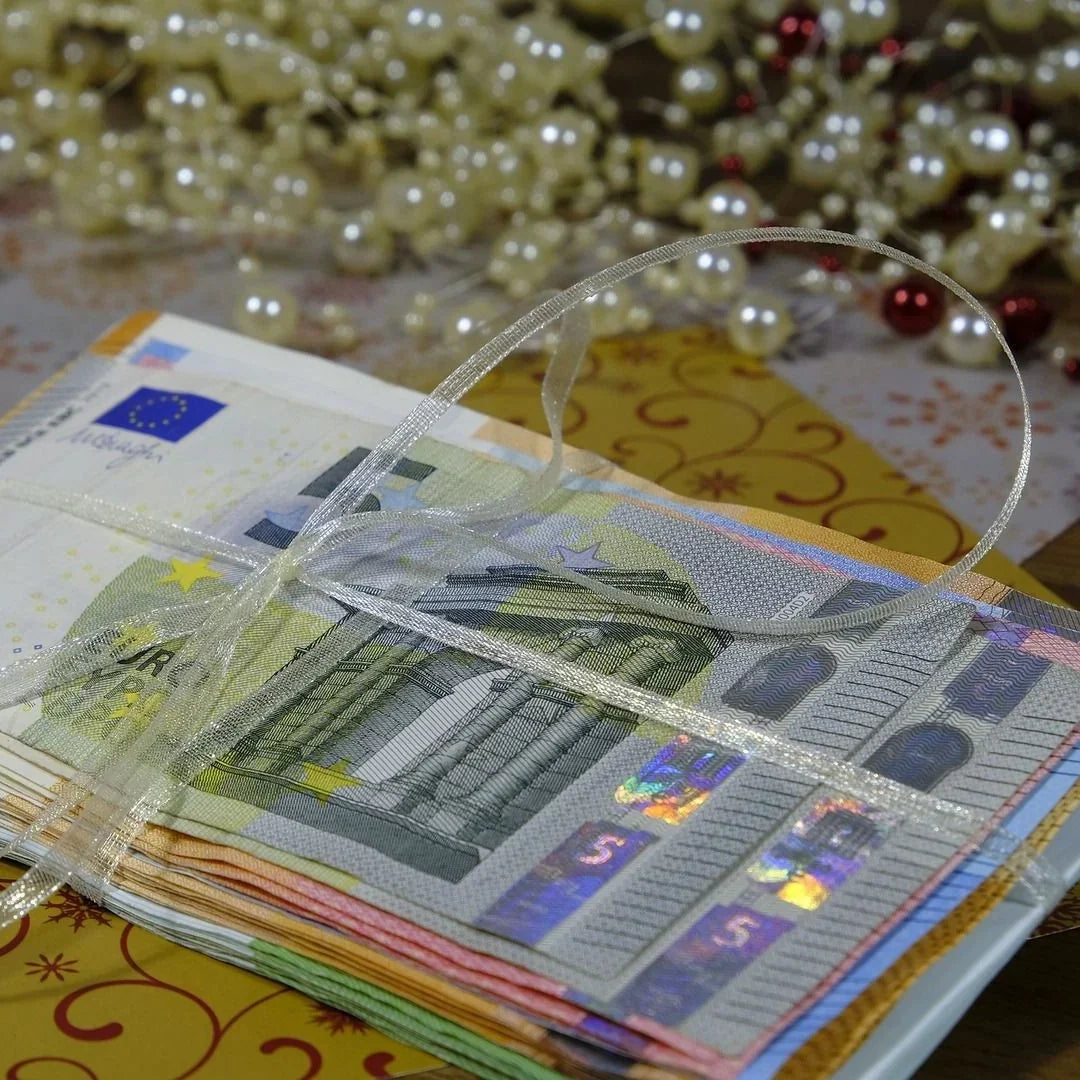 Cash Gifts for Christmas