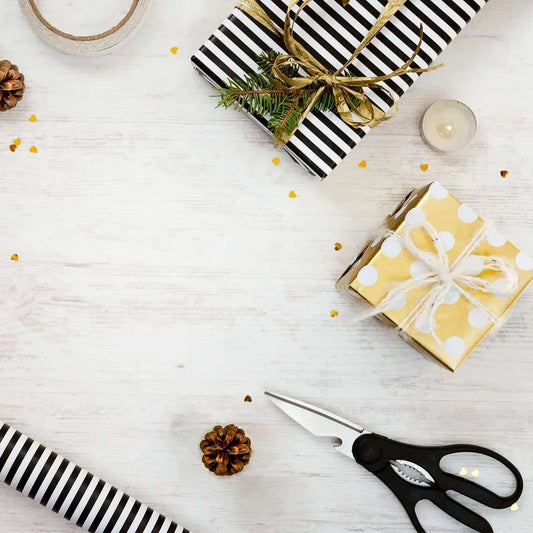 How to Wrap Christmas Gifts the Right Way
